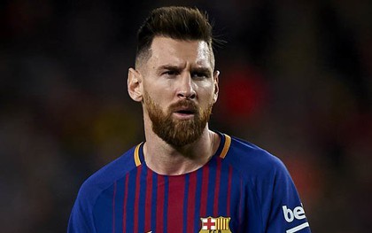 Tân binh của Barcelona méo mặt vì từng "trẻ trâu" tuyên bố bẻ gãy chân Messi