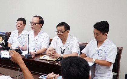 BV Nhi Trung Ương họp báo vụ cháu bé 3 tuổi bị bỏ quên 7 tiếng trên xe ô tô