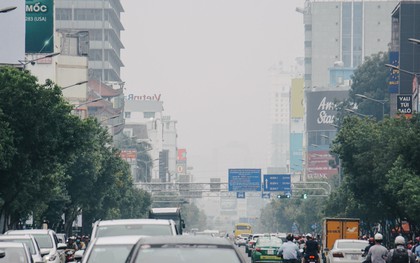 Sở Tài nguyên - Môi trường: Sài Gòn bị bao phủ màu trắng đục là do ô nhiễm không khí, "thủ phạm" không phải từ cháy rừng ở Indonesia