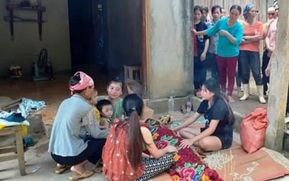 Yên Bái: 4 người thương vong do đất đá sạt lở trong lúc đi bóc quế trên rừng