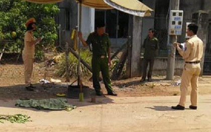 Đứng chơi trên đường, bé gái 15 tháng tuổi bị xe tải tông tử vong ở Bình Phước
