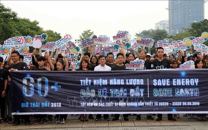 Trên 180 quốc gia khắp thế giới cùng tắt đèn hưởng ứng 'Giờ Trái Đất'