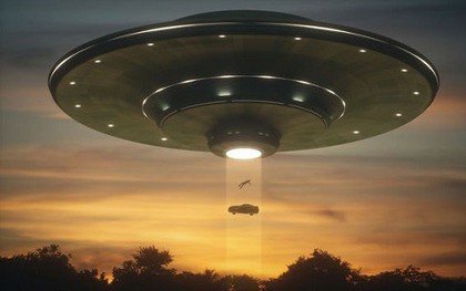 UFO thực chất là cỗ máy thời gian du hành từ tương lai?