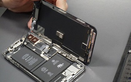 Tự ý sửa iPhone có thể gây hại cho chính bản thân mình - Apple cảnh báo người dùng