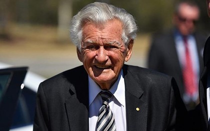Cựu Thủ tướng Australia Bob Hawke qua đời ở tuổi 89
