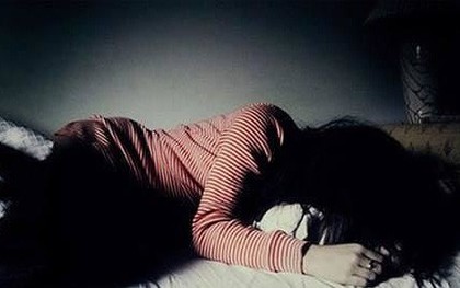 Cô bé 15 tuổi sinh con sau 3 lần quan hệ với bạn trên Facebook