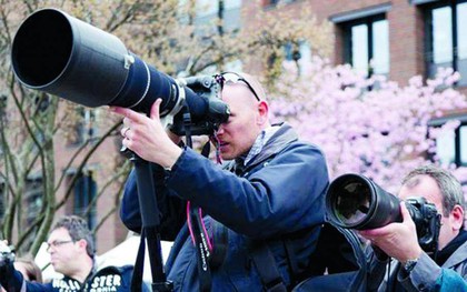 Ly kỳ paparazzi “săn” ảnh siêu sao bán triệu đô la