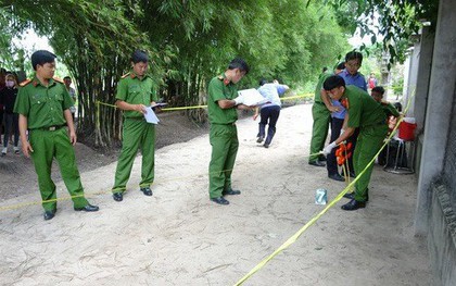 Tây Ninh: Mẹ chết, vợ chồng người con bị đâm nhiều nhát