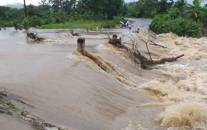 Lào Cai: Mưa to gây lũ lớn, cuốn trôi 1 người tại huyện Văn Bàn