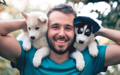 Nghiên cứu cho thấy: Hơn 25% đàn ông để avatar có chó thường hay "thả thính thiu"