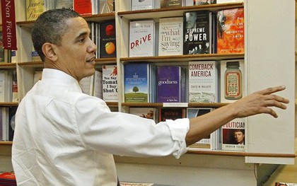 Đến hẹn lại lên, cựu Tổng thống Mỹ Barack Obama tiết lộ 9 tựa sách tâm đắc nhất nhất hè này của mình: Vẫn chưa quá muộn để bạn thử!