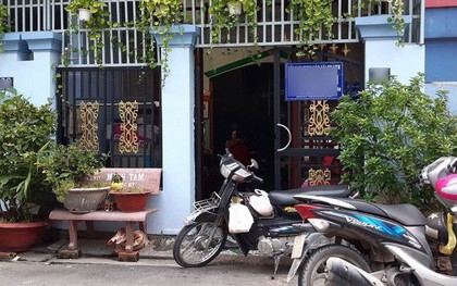 Cụ bà 72 tuổi kể chi tiết 2 phút kinh hoàng giằng co với tên trộm lao vào nhà giật túi xách chứa tiền vàng