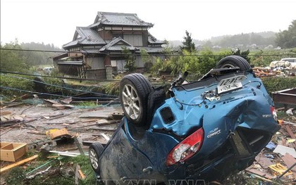 Động đất rung chuyển Tokyo và các tỉnh phụ cận trong lúc siêu bão Hagibis đổ bộ