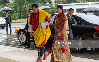 Cộng đồng mạng phát sốt với vẻ đẹp "thoát tục" không góc chết của Hoàng hậu Bhutan ở Nhật Bản khi tham dự lễ đăng quang
