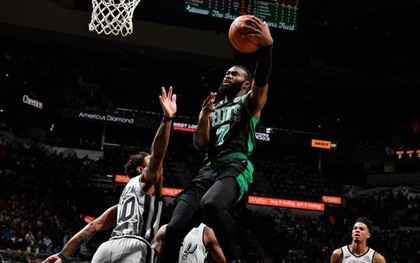 NBA 19-20: Kemba Walker và Jaylen Brown thay phiên lập công, Boston Celtics nối dài mạch thắng lên con số 7