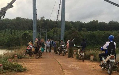 Tá hỏa phát hiện thi thể người phụ nữ dưới đập nước