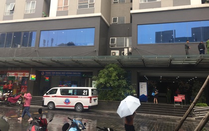 Hà Nội: Bé gái 4 tuổi rơi từ tầng 25 chung cư, tử vong thương tâm