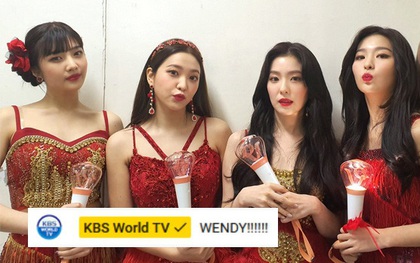 Red Velvet vượt IU, giành cúp đầu tiên của thập kỷ nhưng bị kênh KBS giật “spotlight” vì bày tỏ nhung nhớ với Wendy