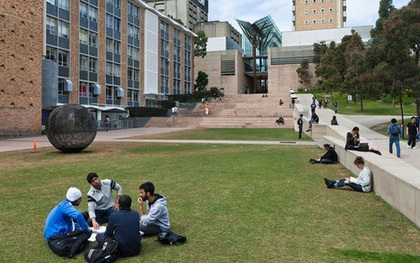 Gia tăng nguy cơ phá sản nhiều trường Đại học tại Anh và Australia