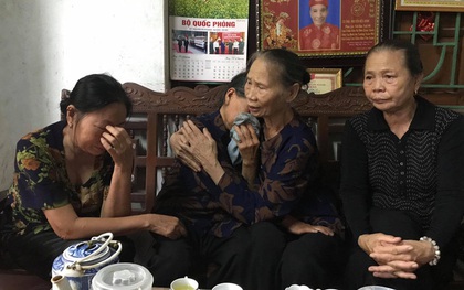 "Lúc vào thủy điện Rào Trăng 3 con còn giấu vợ, giấu con, nhưng giờ con đi mãi..."