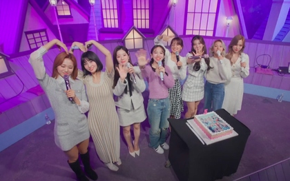 Tròn 5 năm debut, TWICE mở buổi live đặc biệt: Jeongyeon vắng mặt, các thành viên không ngại spoil ca khúc mới khiến fan "sướng rơn"