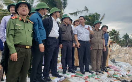 Phó Thủ tướng Trịnh Đình Dũng: Bão số 9 mạnh và nguy hiểm nhất 20 năm trở lại đây tại miền Trung, tuyệt đối không được chủ quan