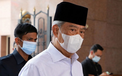 Thủ tướng Malaysia tự cách ly 14 ngày