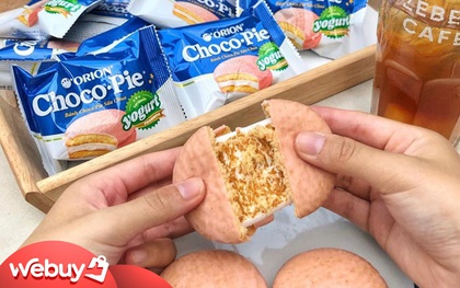 Ăn thử bánh Choco Pie Yogurt đang "gây bão" MXH: Tưởng sữa chua mà toàn vị dâu, mùi y hệt bánh xốp "cổng trường" gây thất vọng