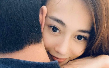 Phương Oanh "Quỳnh búp bê" đăng ảnh bạn trai giấu mặt, chính thức thoát ế hậu công khai thẩm mỹ nhan sắc