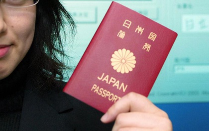 Cuốn hộ chiếu quyền lực nhất thế giới của Nhật Bản sắp được thay đổi diện mạo với sự xuất hiện của biểu tượng nổi tiếng này