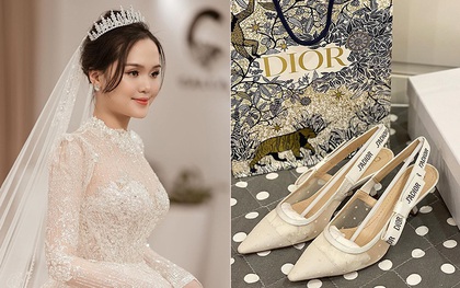 Váy cưới lộng lẫy đã đành, đến giày cưới của Quỳnh Anh cũng sang xịn mịn, "đụng" cả loạt sao Việt