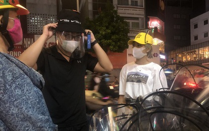 Mũ chống dịch "đắt như tôm tươi" thời Covid-19, ngăn được virus?