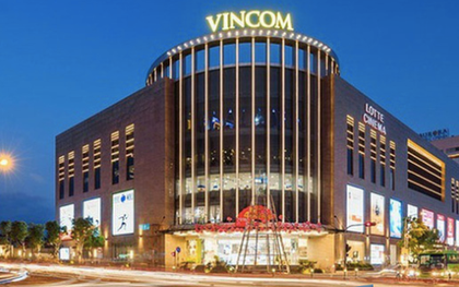 Hàng loạt trung tâm thương mại Vincom tạm đóng cửa để ngăn chặn Covid-19