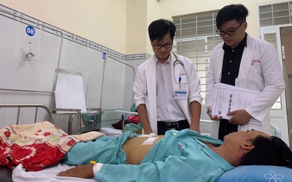 Nuốt tăm khi nhậu, người đàn ông phải nhập viện cấp cứu