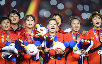 Chuyện HLV trưởng "lỡ miệng" làm lộ tin động trời, cả nước biết tuyển thủ Việt Nam mang bầu vẫn giành HCV SEA Games