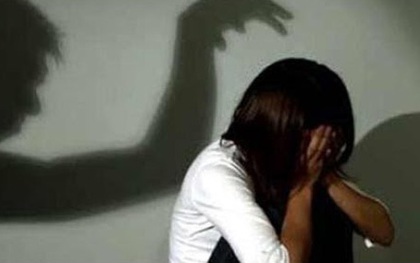 Điều tra vụ người đàn ông 43 tuổi bị tố hiếp dâm cháu gái 9 tuổi của vợ