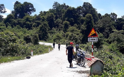 Vụ xe khách lao xuống vực ở Kon Tum: Nếu có hộ lan đường, 6 người sẽ không chết