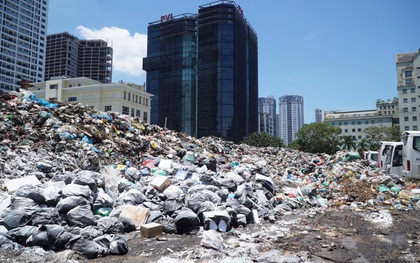 Người dân dỡ lều bạt sau 4 ngày chặn xe chở rác, bãi rác Nam Sơn được thông xe