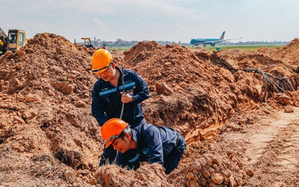 Cận cảnh đại công trường 2.000 tỷ cải tạo đường băng sân bay Nội Bài