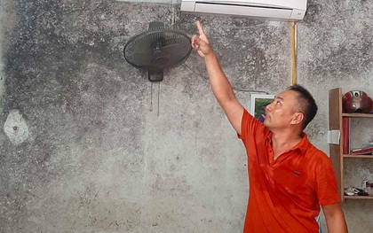 Viên gạch rơi từ công trình tổ hợp khách sạn 19 tầng xuống thủng mái nhà dân, trúng giường ngủ