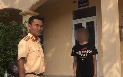 Hà Nội: Khoe bốc đầu xe lên Facebook bị người dân báo công an, nam thanh niên phải nộp hơn 4 triệu tiền phạt
