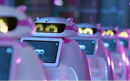 Trung Quốc mở nhà hàng vận hành hoàn toàn bằng robot để phòng Covid-19
