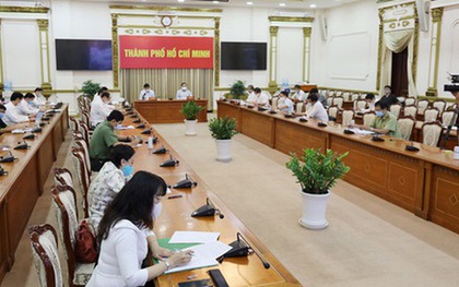TP HCM: Hơn 800 người bị phạt do không đeo khẩu trang nơi công cộng