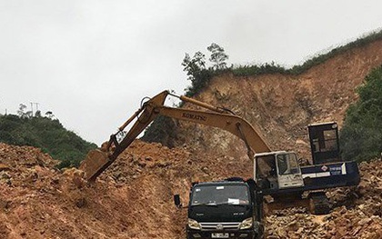 Mưa lớn gây sạt lở, ách tắc giao thông nghiêm trọng tại Lào