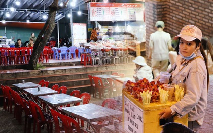 Quán ăn, hàng rong ở Đà Lạt sau dịch Covid-19: "Bán cả tối vẫn không thể trả đủ tiền thuê nhân viên"