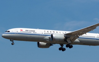 Máy bay Trung Quốc hạ cánh khẩn cấp khi phát hiện 1 hành khách tử vong trong buồng vệ sinh