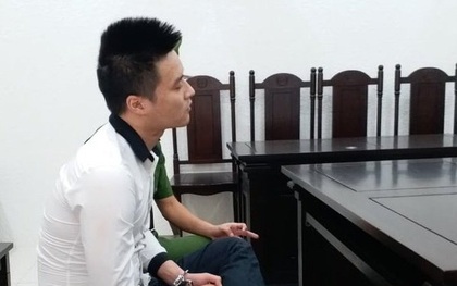 Bị ép quan hệ đồng tính, nhân viên quán Bar vung dao đoạt mạng khách