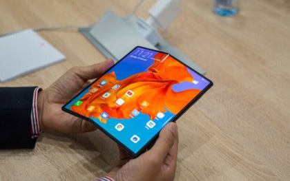 Sau Samsung, đến lượt Huawei tiết lộ thành tích smartphone màn hình gập Mate X