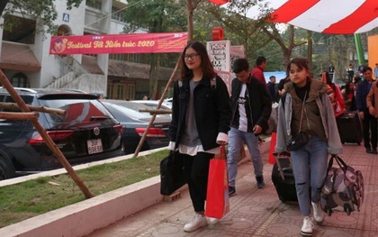 Hỗ trợ sinh viên Thủ đô vé xe miễn phí về quê đón Tết