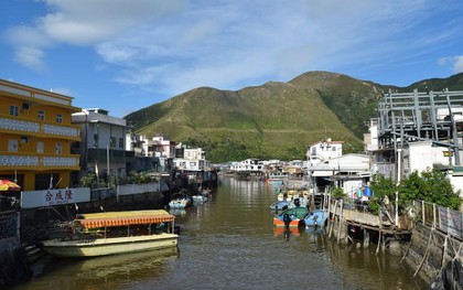 Làng chài Hong Kong dùng nước biển khử trùng phòng dịch Covid-19